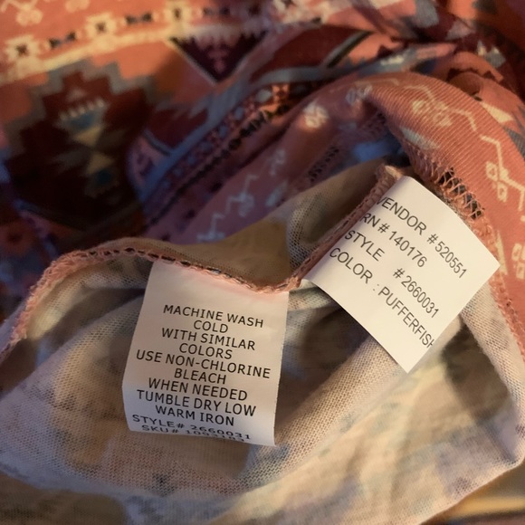 NEW! Women’s Legacy Falls Aztec Print Pullover - Picture 5 of 8